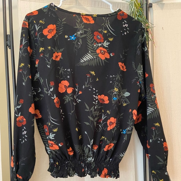 floral blouse - Picture 2 of 2